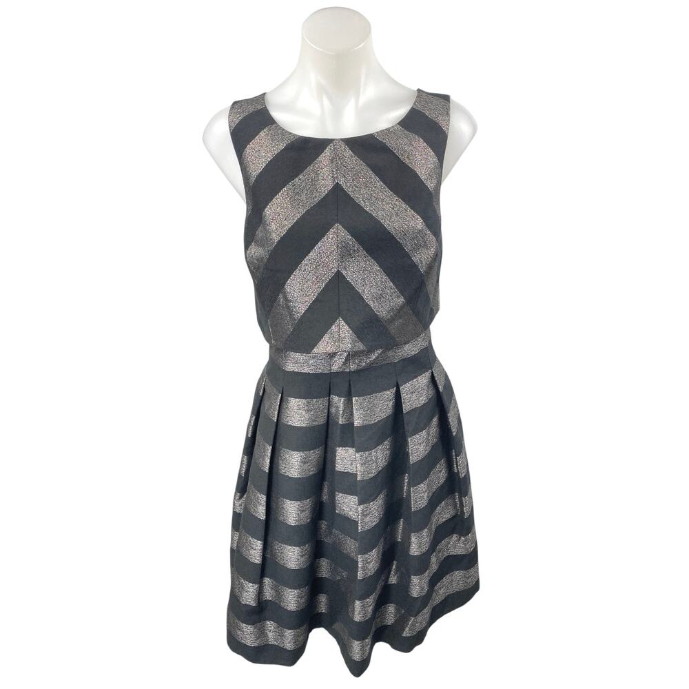 Karen Millen Black Silver Metallic Chevron Stripe Sleeveless Fit & Flare Dress 8
